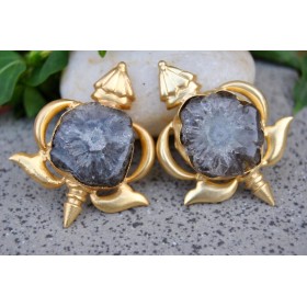 Akupara Grey Agate Stud Earrings